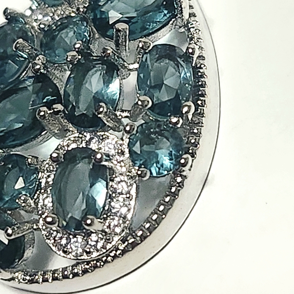 3.70 ctw Blue Topaz Sterling Silver Pendant 1.5" - Picture 5 of 7
